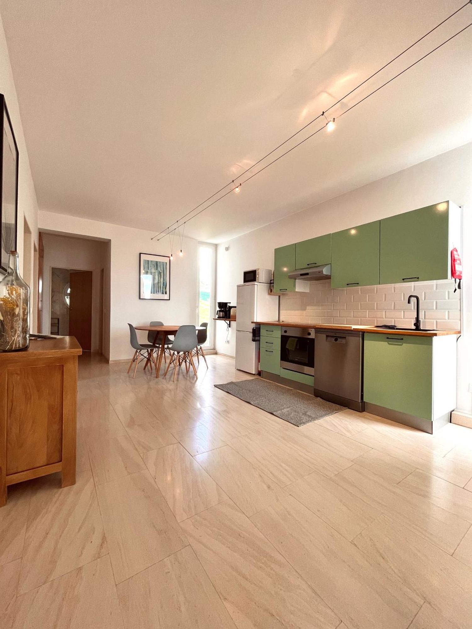 Edles Apartment In Architektenvilla Mit Grossem Pool, Sauna, Dachterrasse Und Malerischem Garten Pataias Luaran gambar